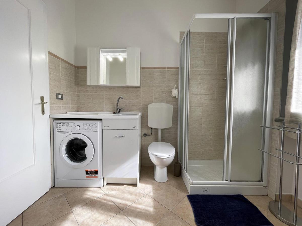 Stefano'S Guests House: 2 Bedrooms & Parking In Viareggio Exterior photo